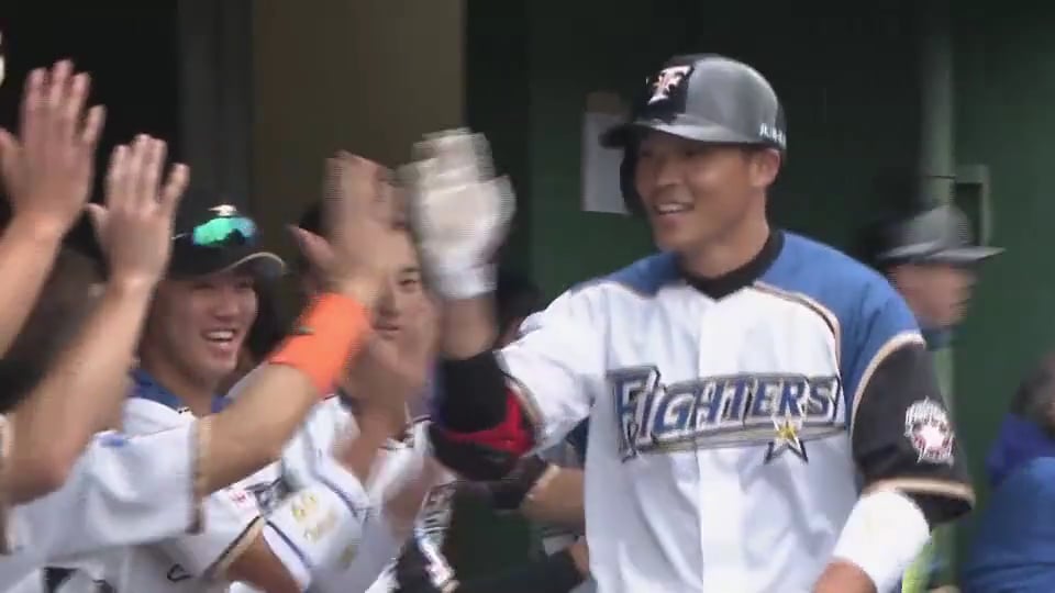 【ファイターズ春季キャンプ】ファイターズ・王柏融 バックスクリーン横へホームラン‼ 2019/2/16