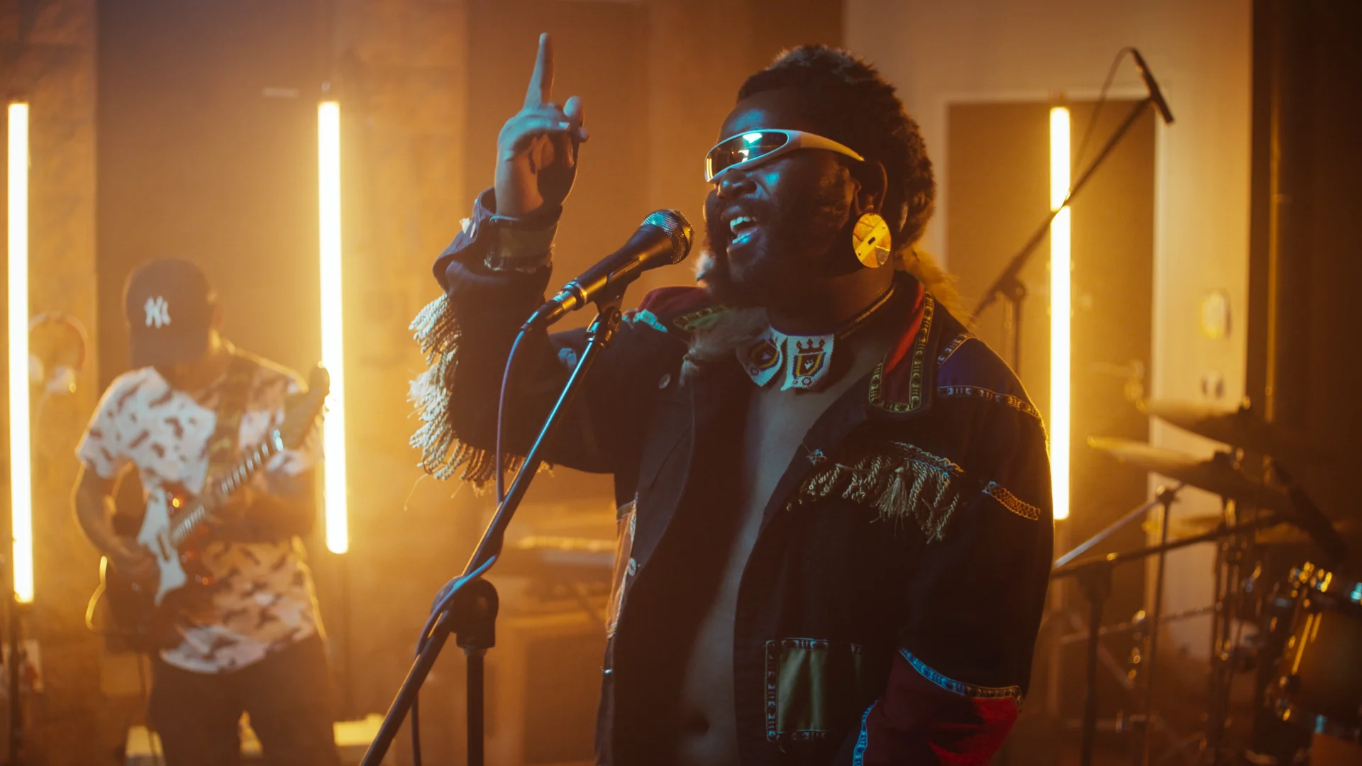 Sjava - “Ekseni” - 24hoursofreality.org Live Performance on Vimeo