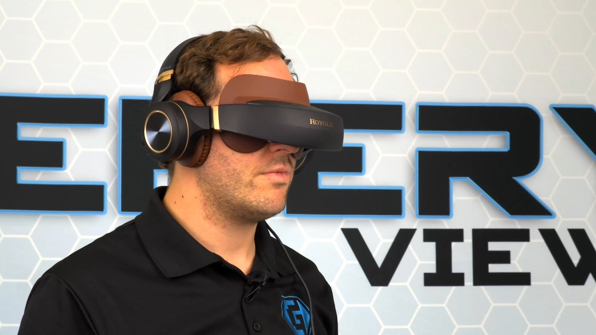 The Geekery View - Royole Moon - COMMERCIAL