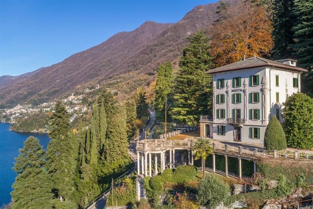 Distinguished panoramic villa of the XIX century