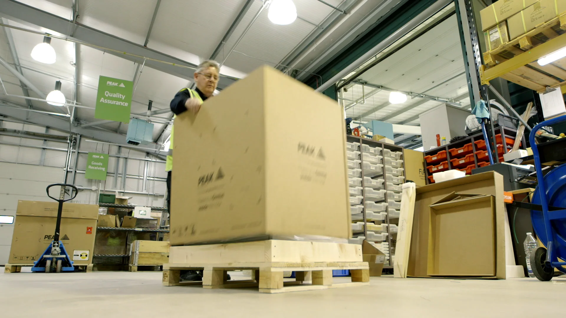 Case Study Macfarlane Packaging And Peak Scientific On Vimeo