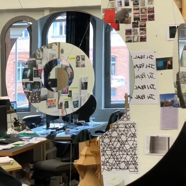 Mirror tunnel test, studio, 2019