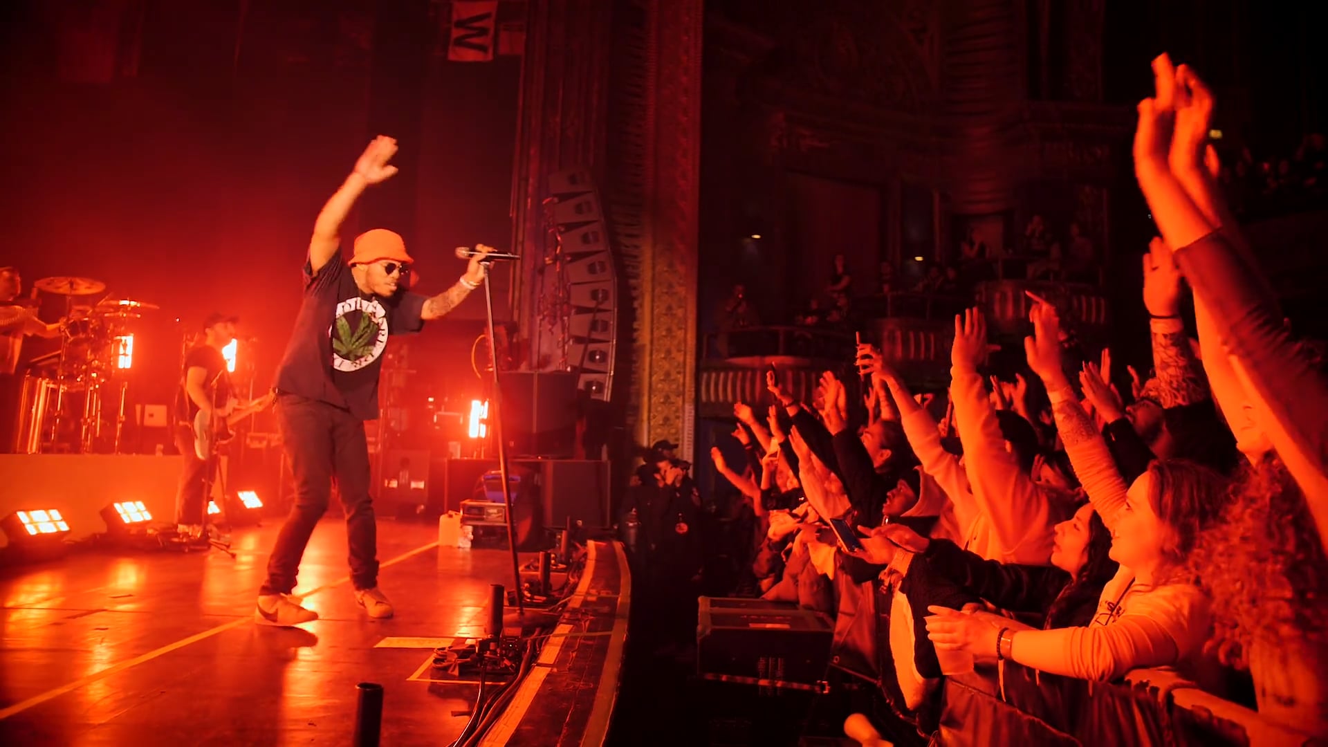 COME DOWN (Anderson .Paak GIF - Chicago)