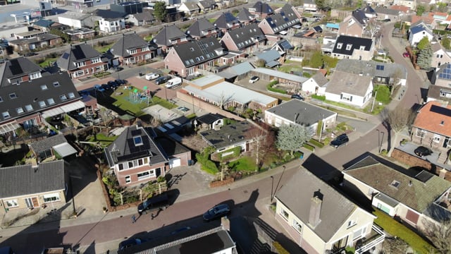 Op de eerste zonnige zondag in 2019 in Kampen aan de IJssel - Toon Slurinkhof van boven (DJI_0501)