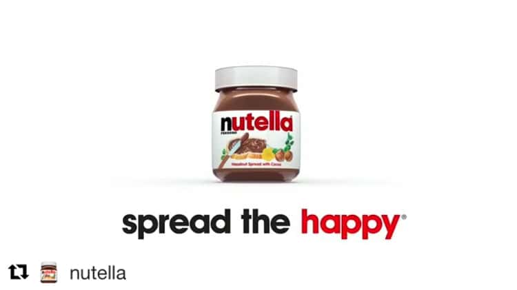 Shower in nutella with a friend today! #holidaysdaily #showerwithafrie