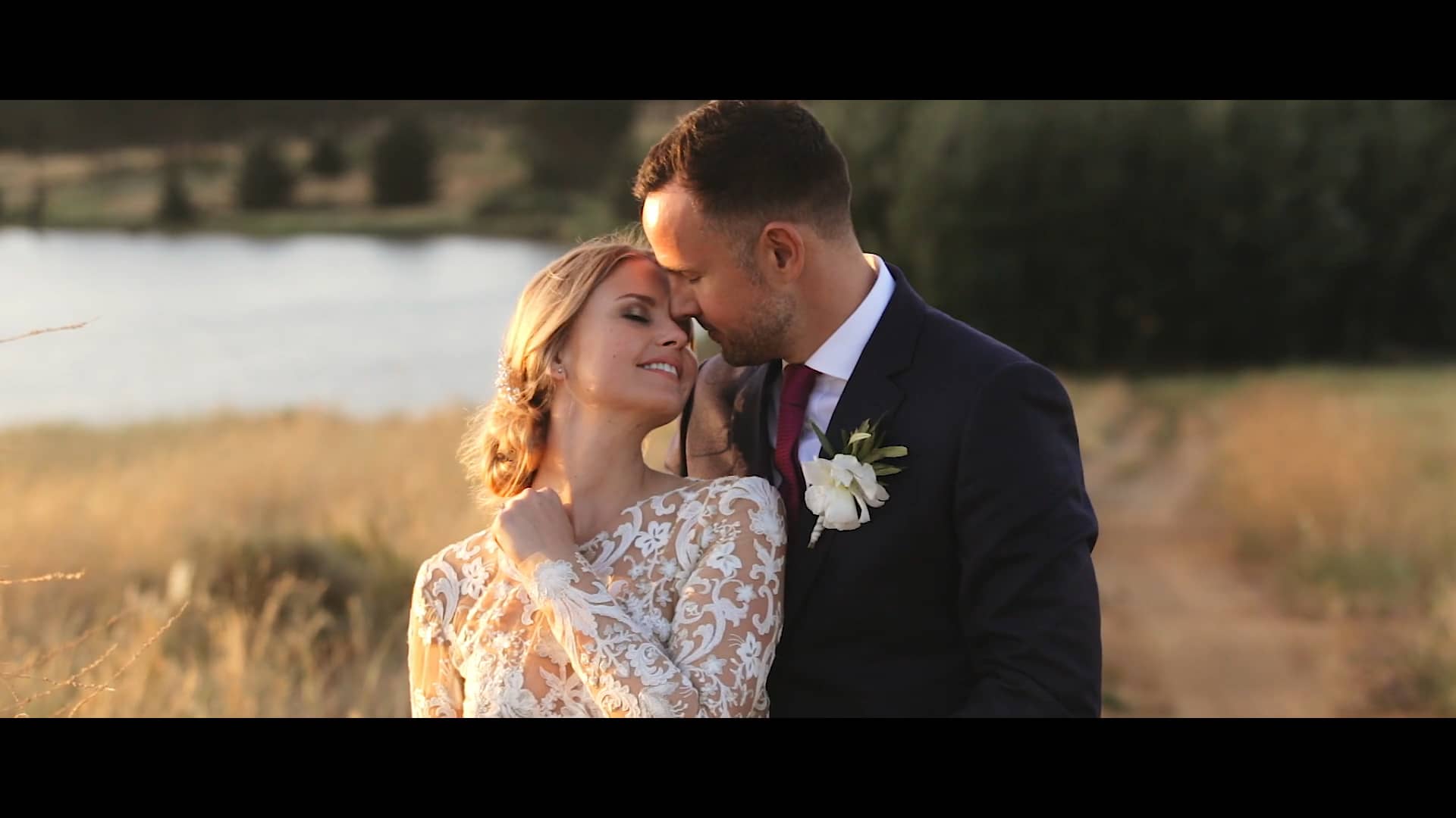 sophie-giles-short-wedding-film-nooitgedacht-estate-on-vimeo