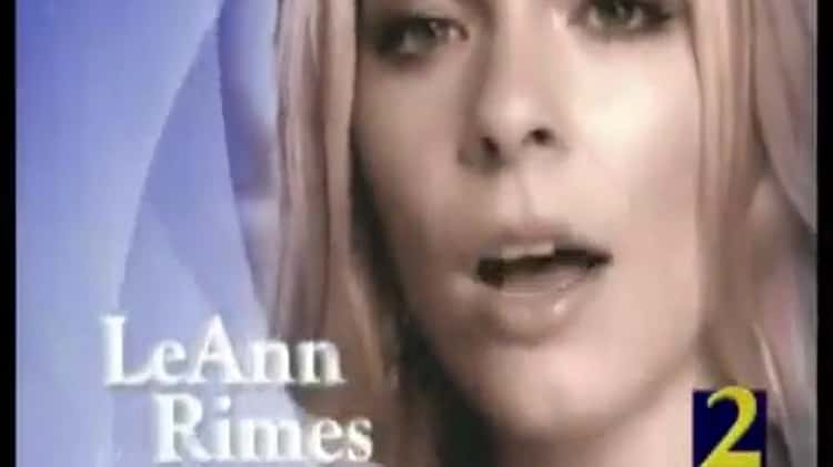 Leann rimes rockin around 2024 the christmas tree