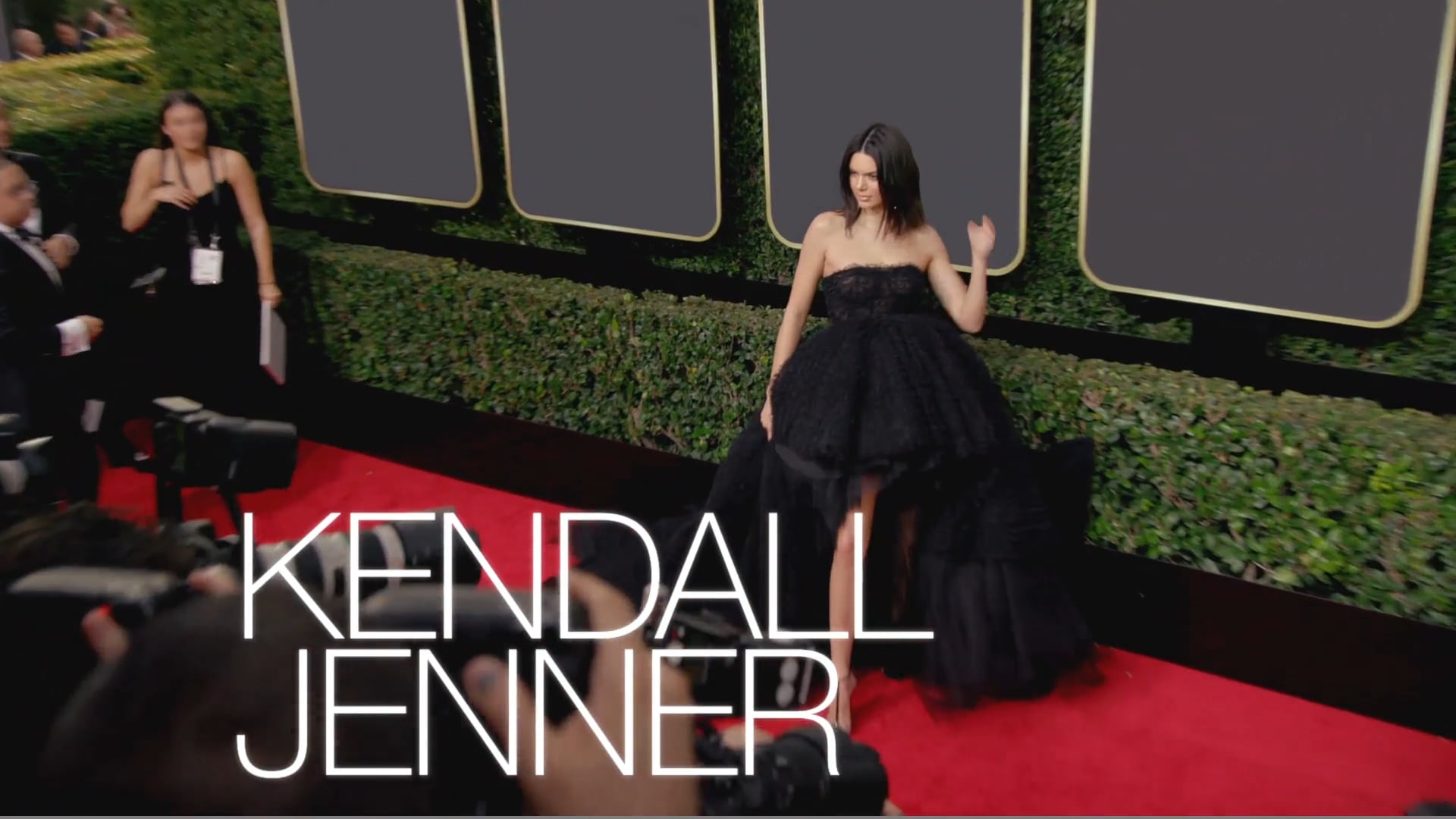 Kendall_Jenner_GoldenGlobes_Story_90_ProactivMD