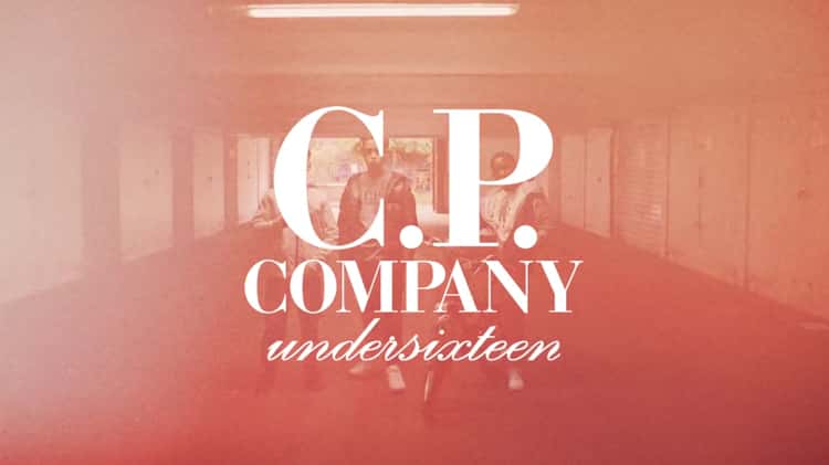 Cp company under on sale sixteen