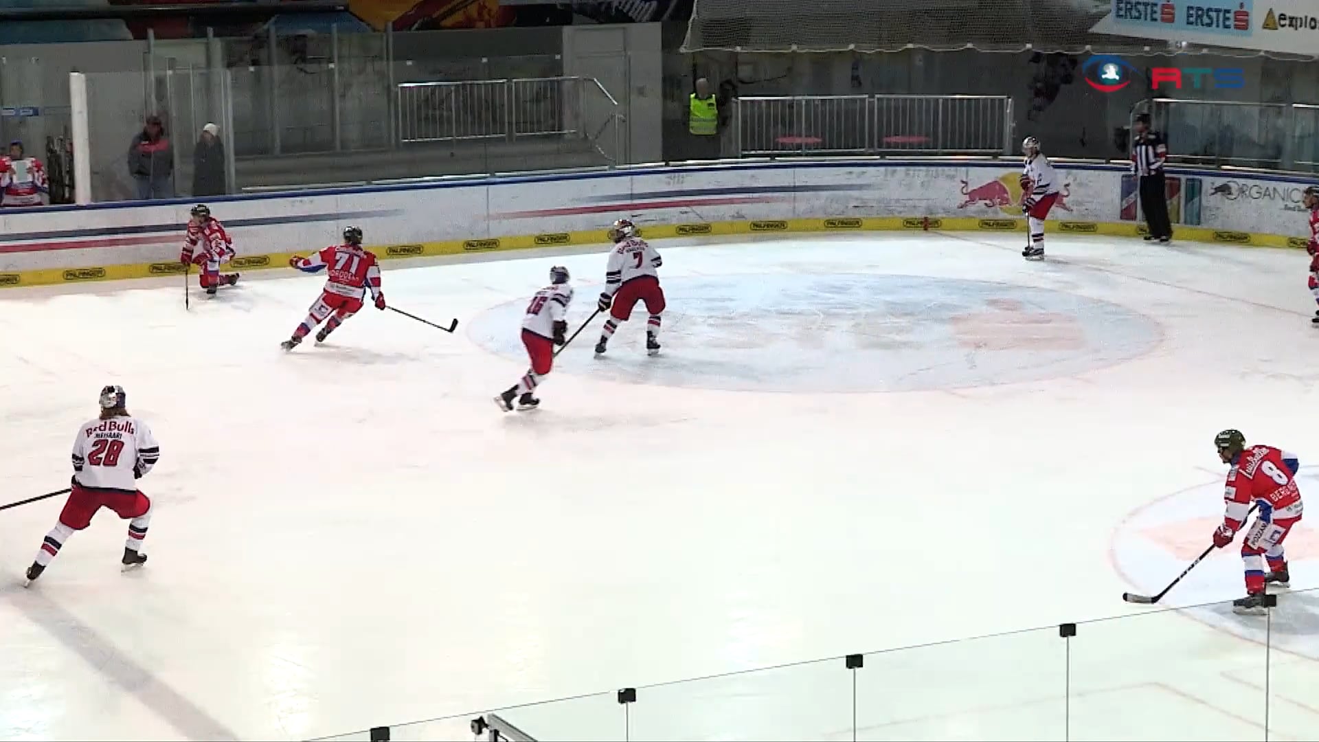 eishockey-red-bull-hockey-juniors-vs-hc-gherdeina-valgardena-it