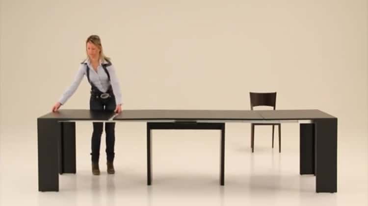 video in movimento tavolo a consolle allungabile estraibile giada