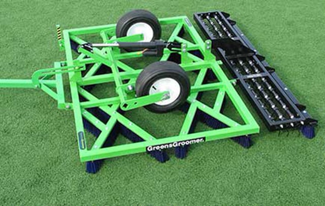 920 Sde Synthetic Turf Groomer By Greensgroomer Worldwide