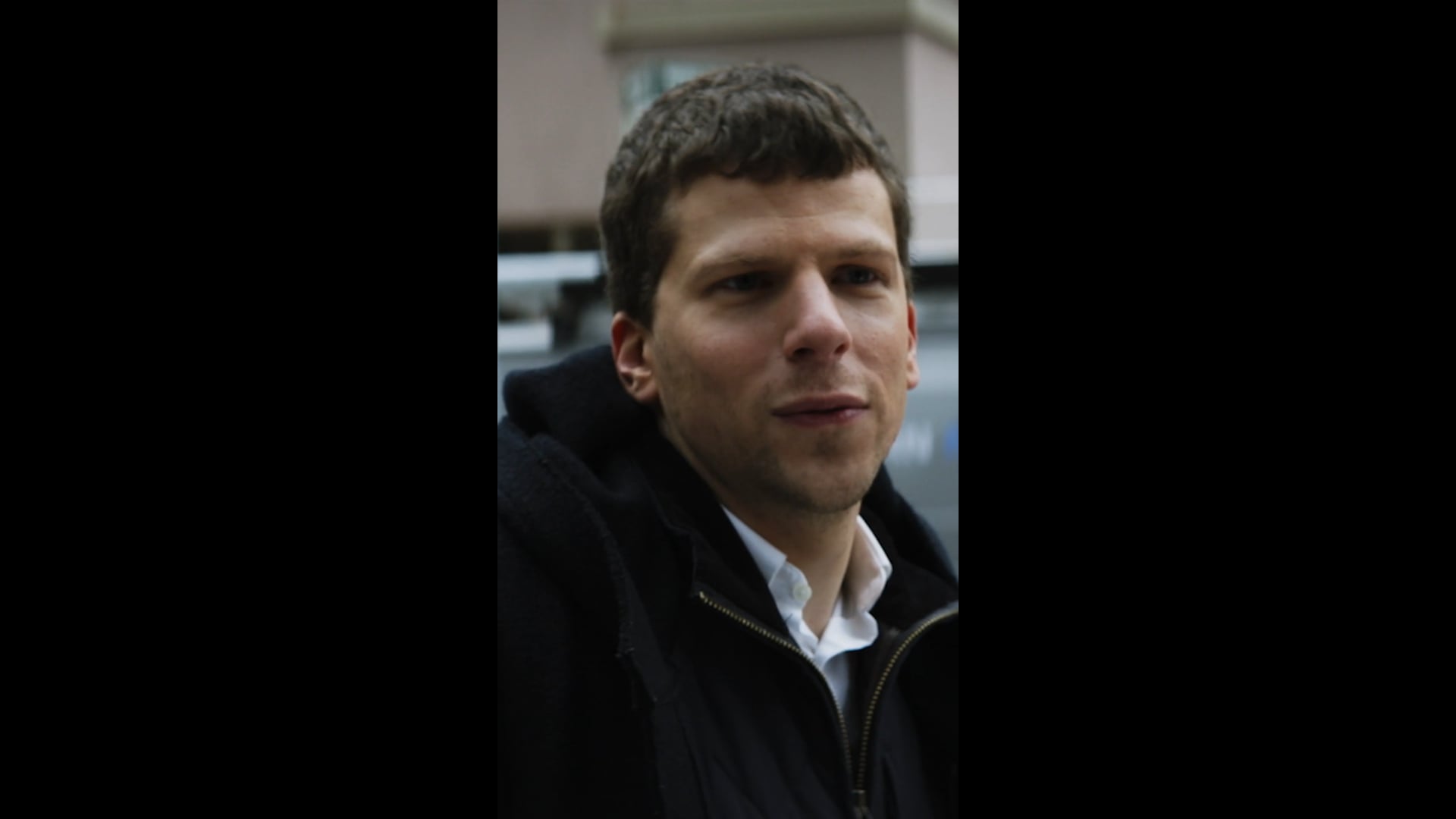 DIGITAL 15 "HEY" 9x16