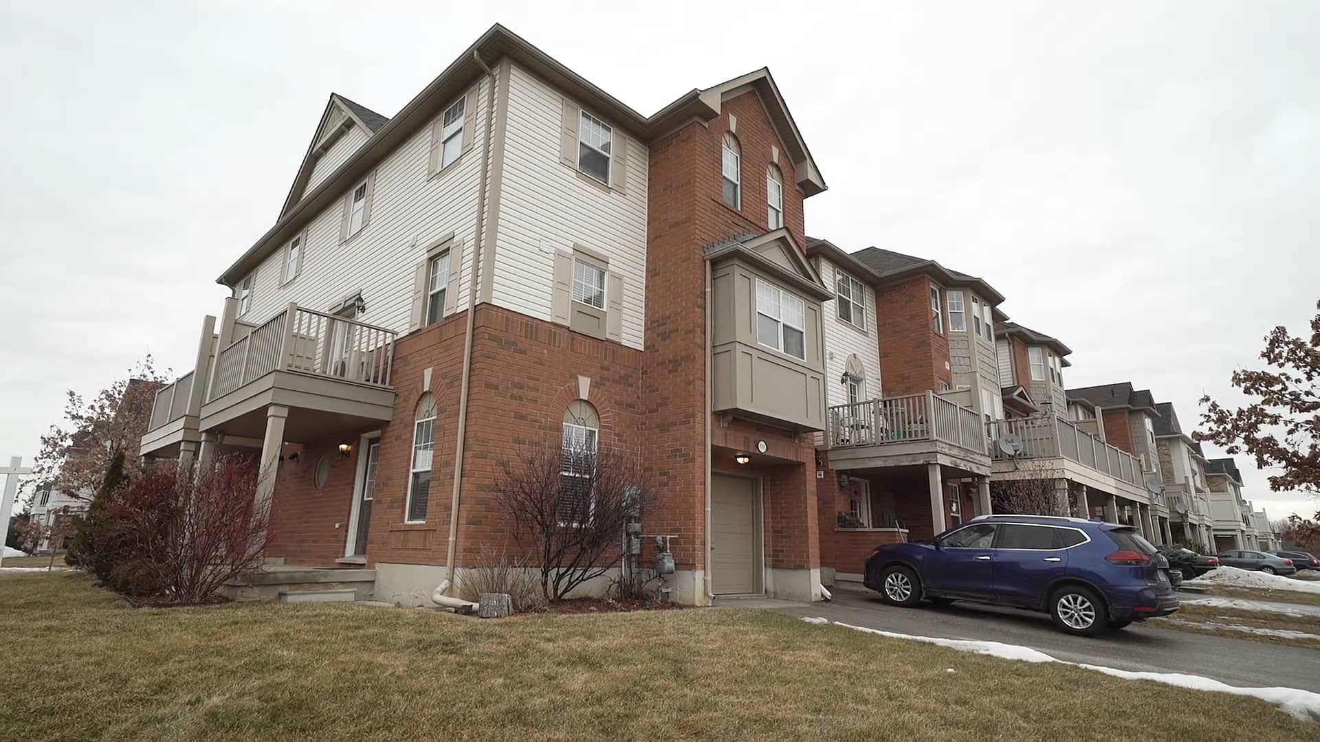 Home for Sale 1151 McDowell Cres Milton, Ontario, Canada on Vimeo