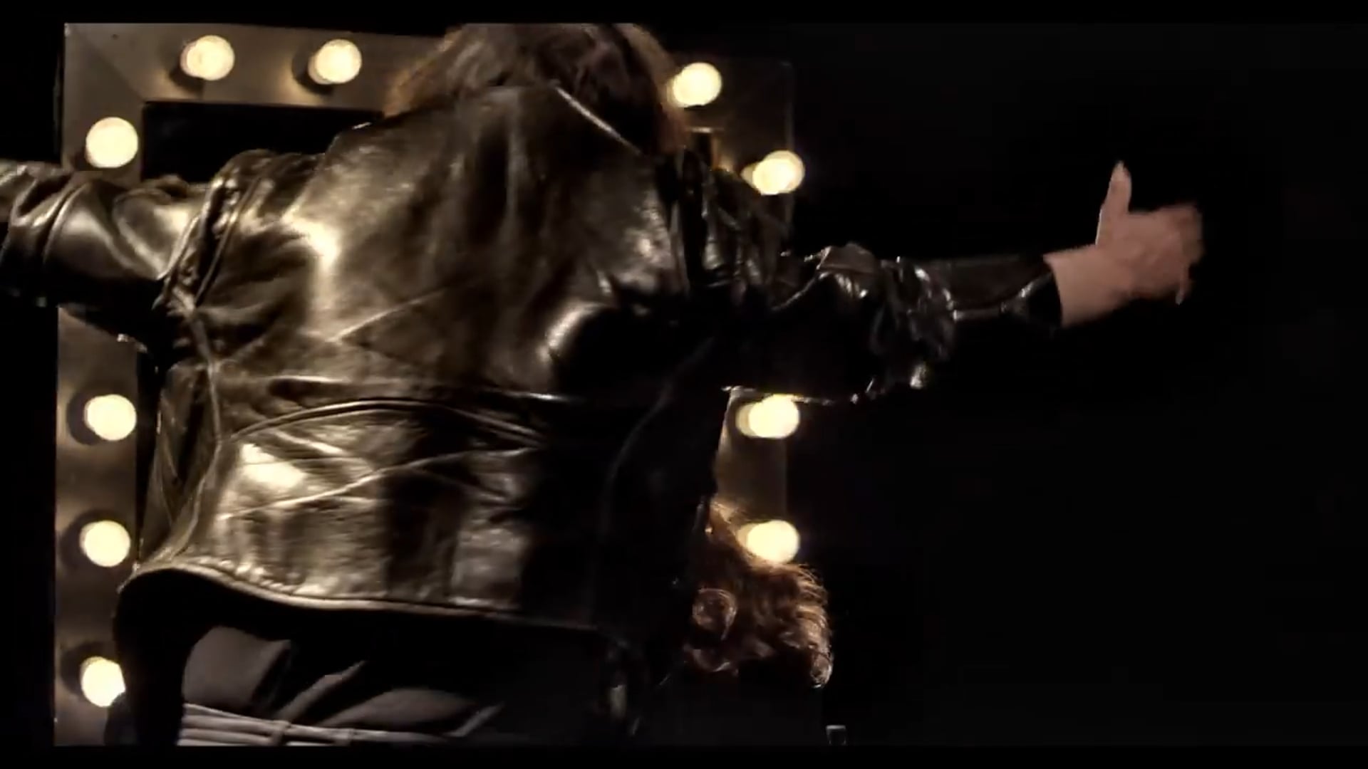 Něžná noc - Něžná noc - Jasnej den (OFICIÁLNÍ VIDEOKLIP) _ Facebook