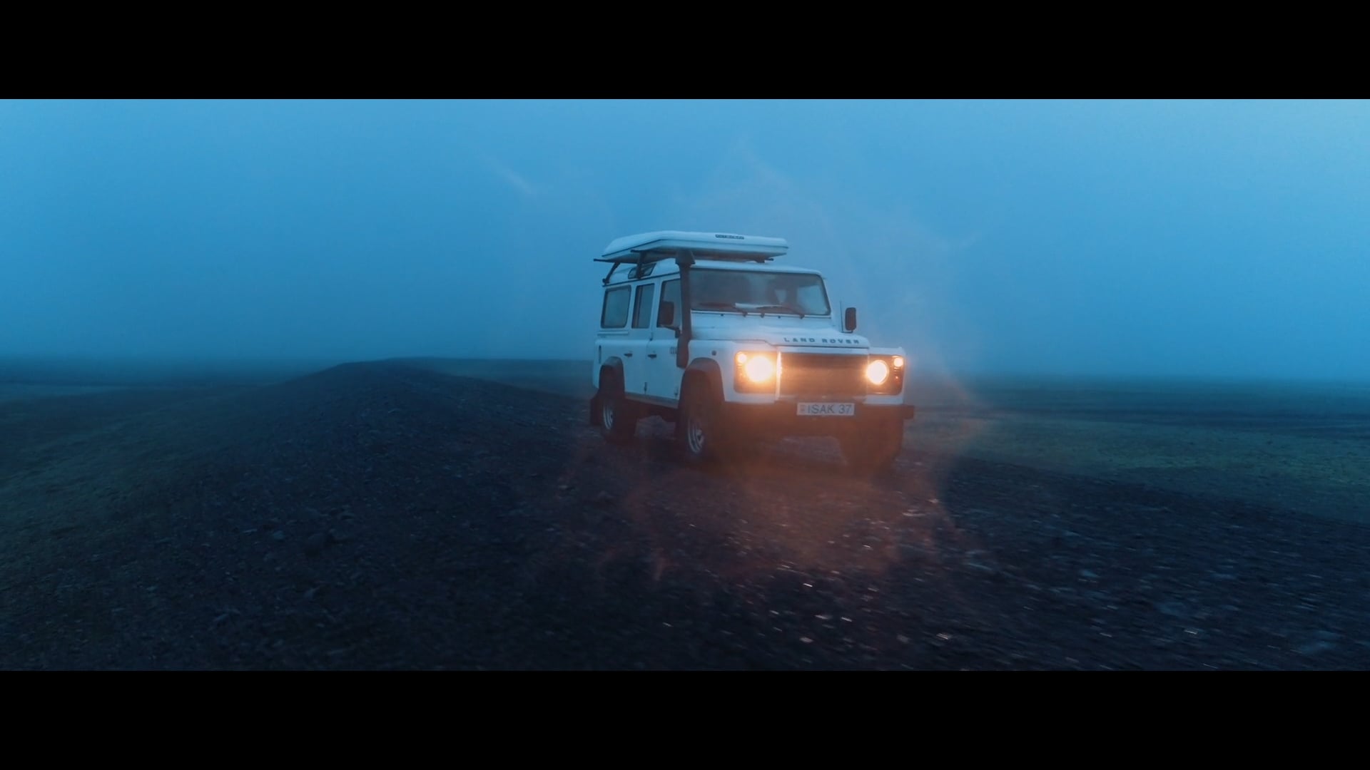 EXPLORE ICELAND