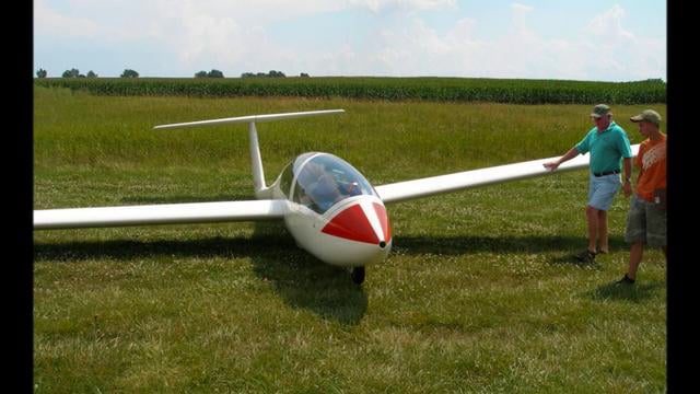 Glider ride in the Grob 103 on Vimeo