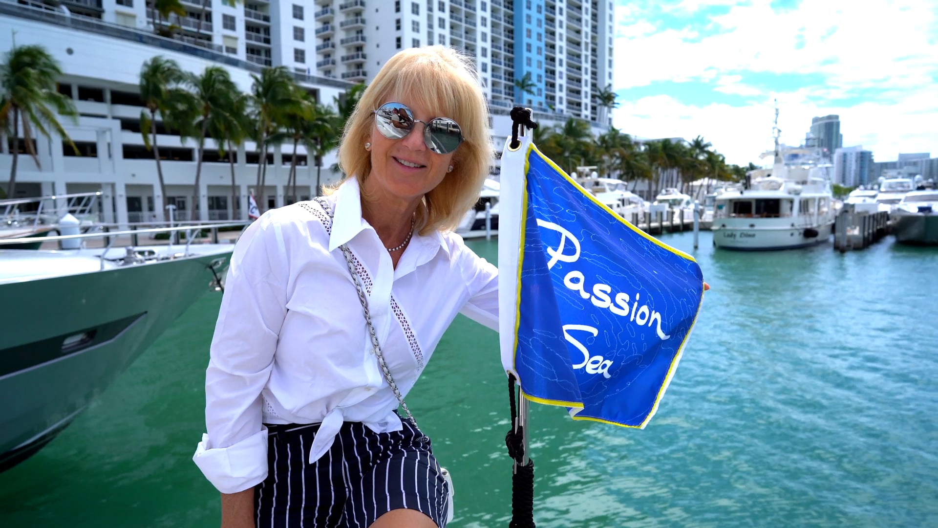 PASSION SEA FLAG
