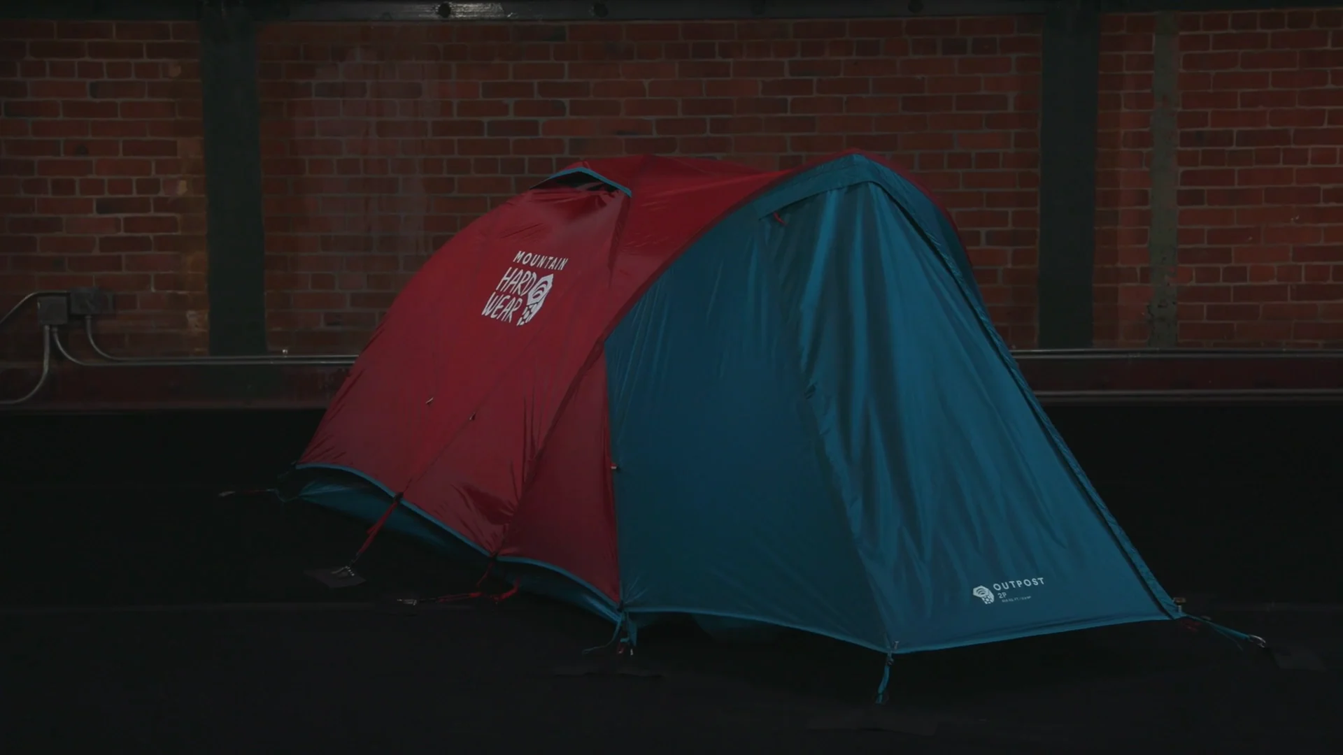 マウンテンハードウェア（Mountain Hardwear）のNEWカラーは日本人に