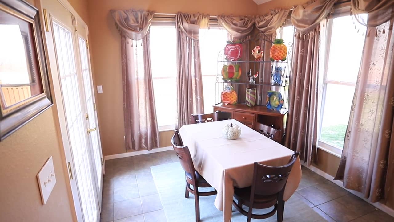 112 Eden Park Blvd Shiloh IL on Vimeo