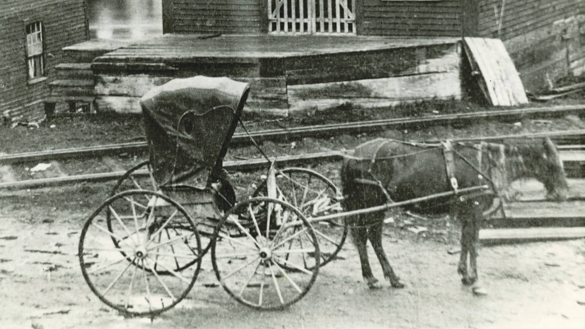 Cyr Bus Over a Century on the Road on Vimeo