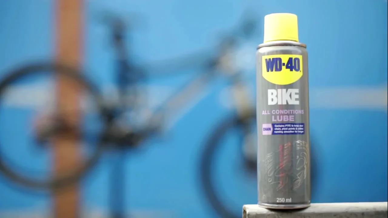 WD40 BIKE All Conditions Chain Lube on Shifters