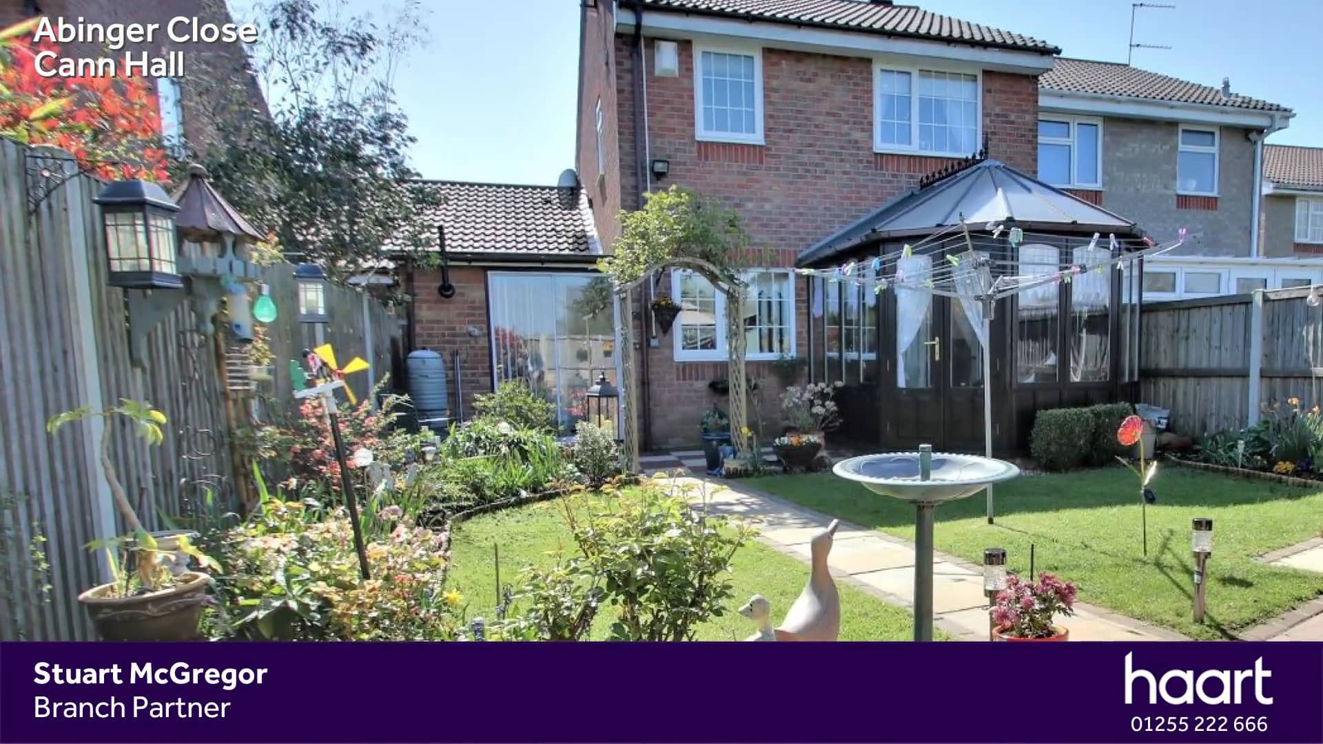 Clactononsea, 3 Bed SemiDetached House in Abinger Close, Cann Hall