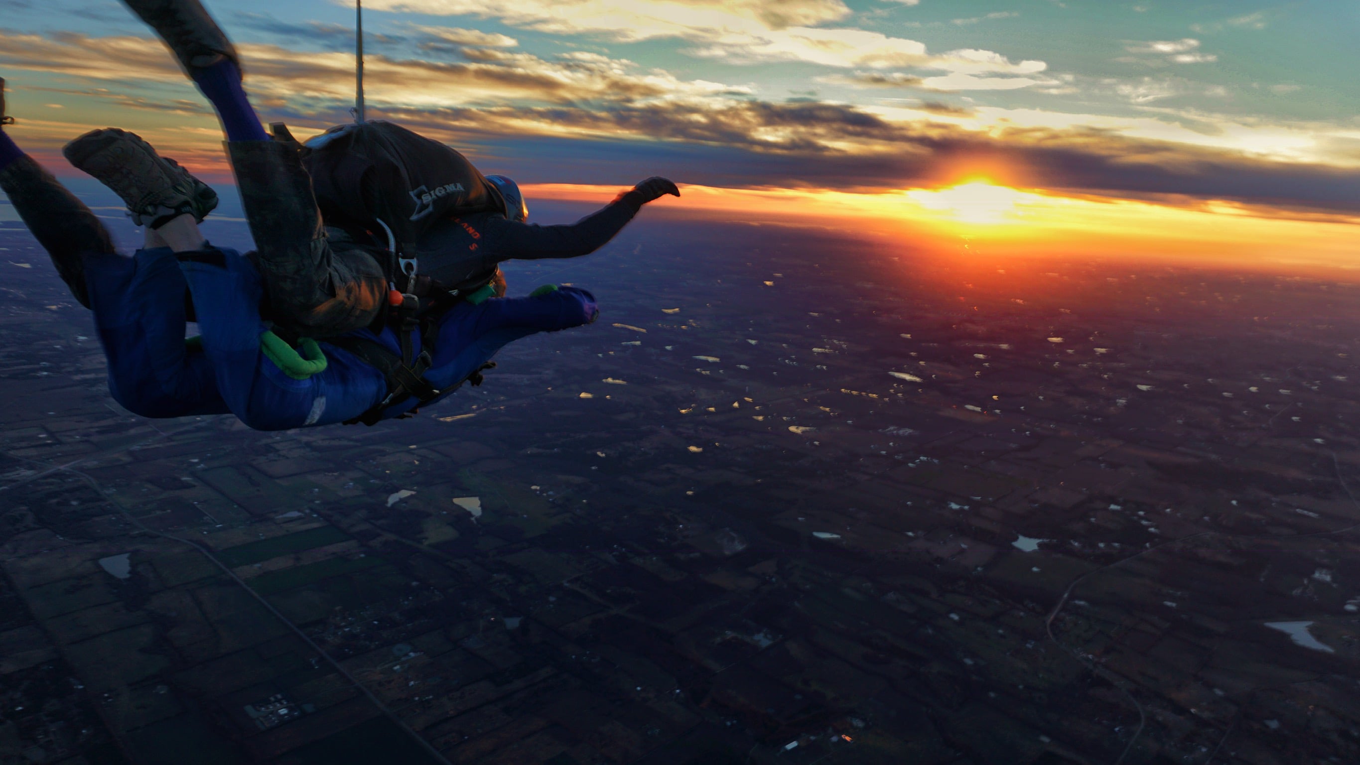 Skydive Spaceland Dallas on Vimeo