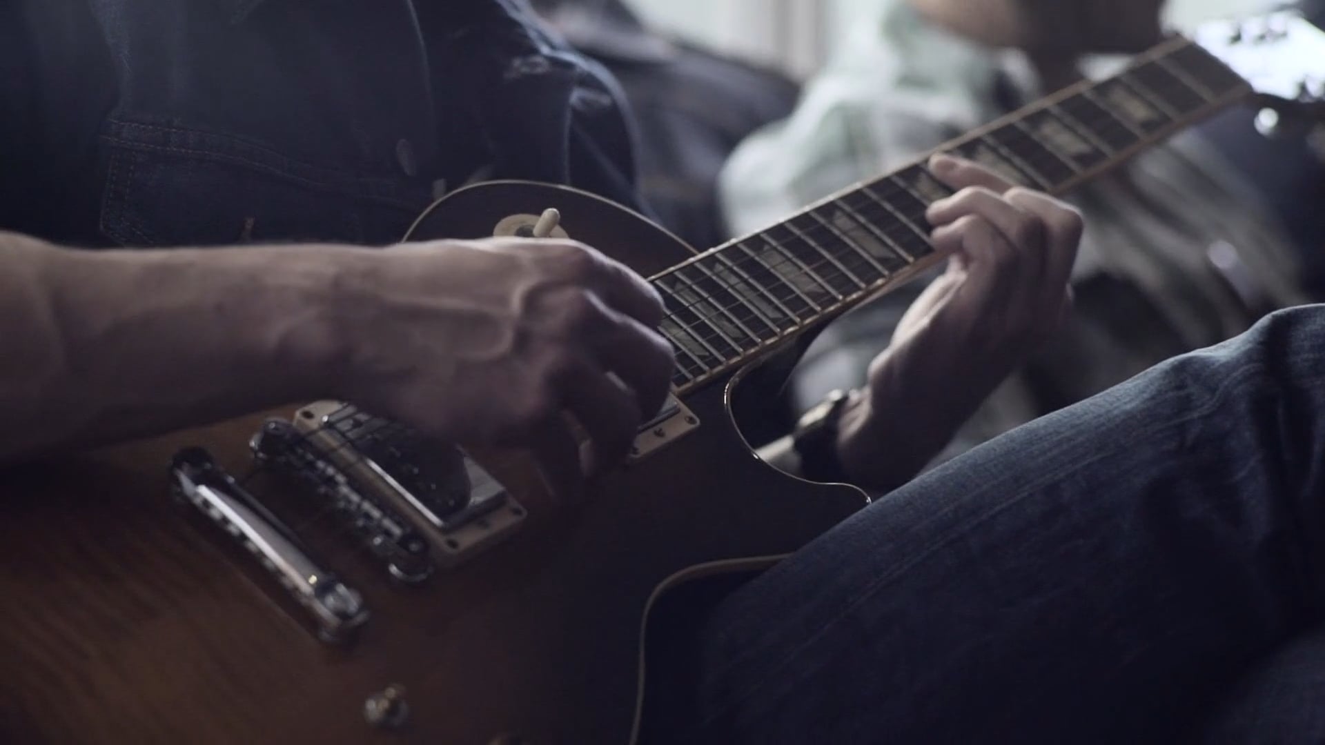 Live in Levis - The Mills (Colombia)