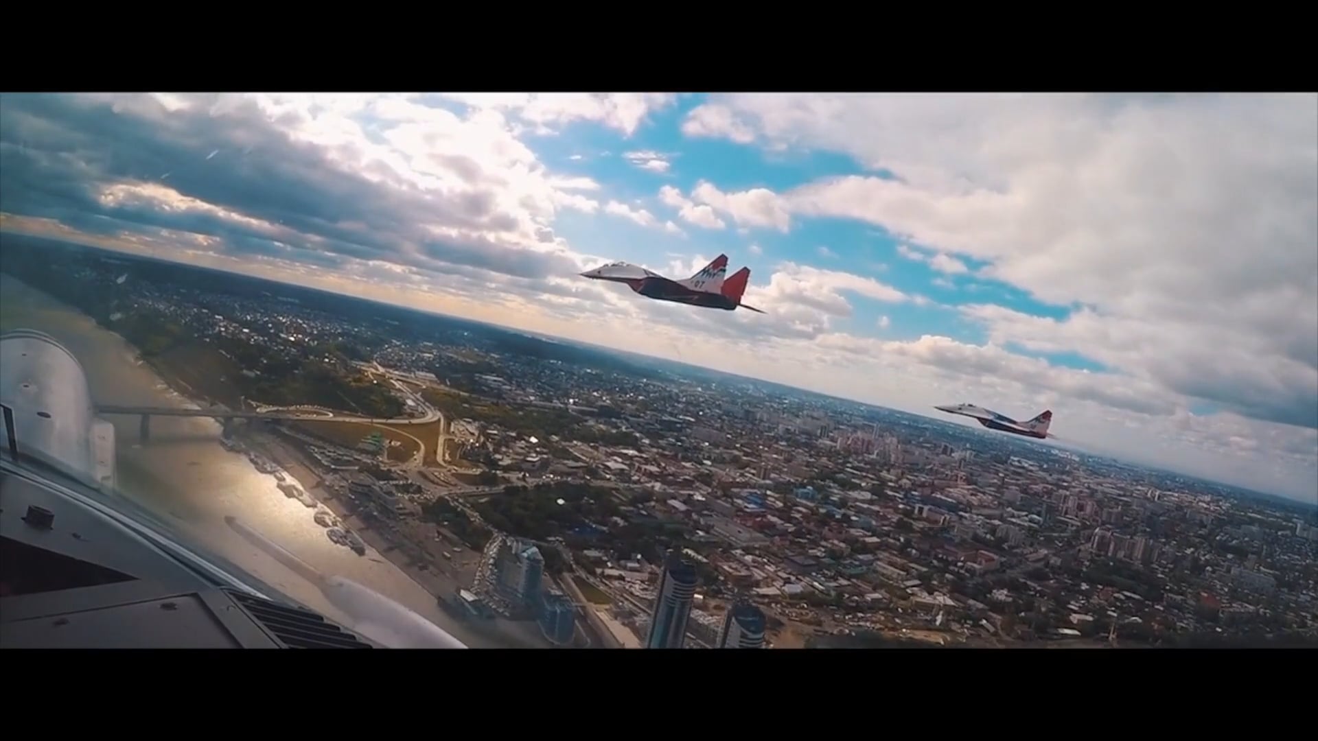 океан из окна самолета. вид из окна самолета. невероятные посадки самолетов. видео полёта и 16. видео перелетов.