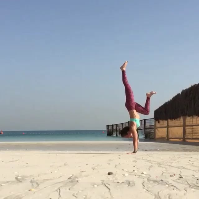 Double Stag Handstand, Wheel