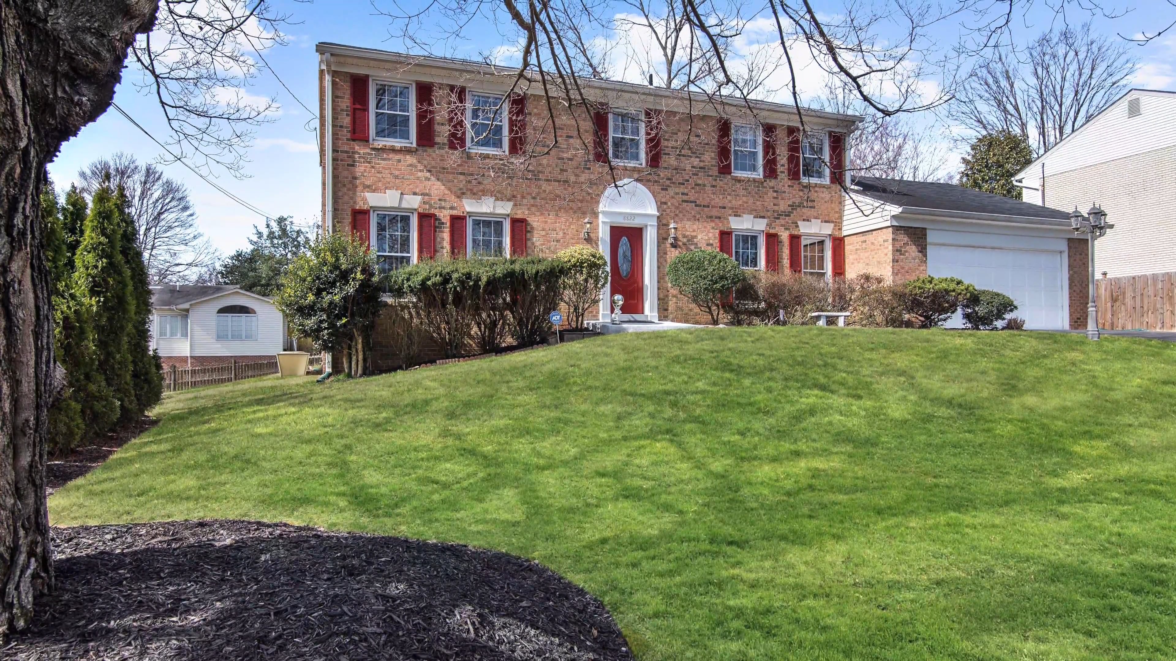 8822 Tuckerman Lane on Vimeo