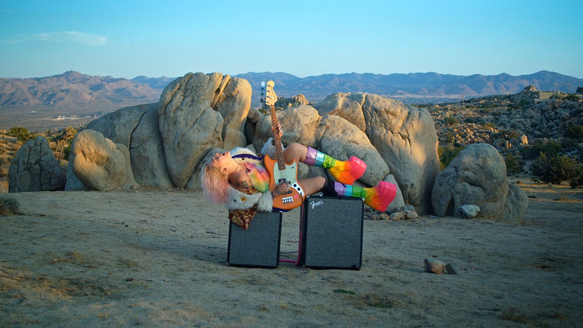 The Fender Offset Film Series - Elle King