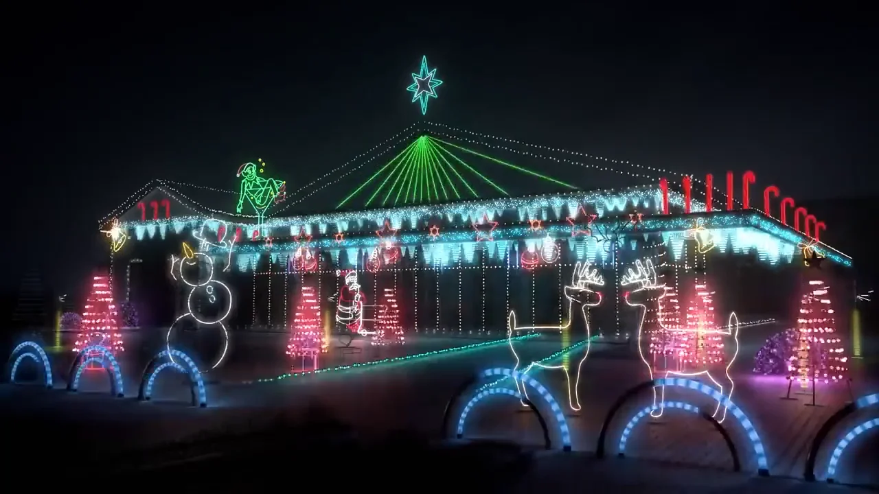 ALDI Weihnachtsbeleuchtung on Vimeo