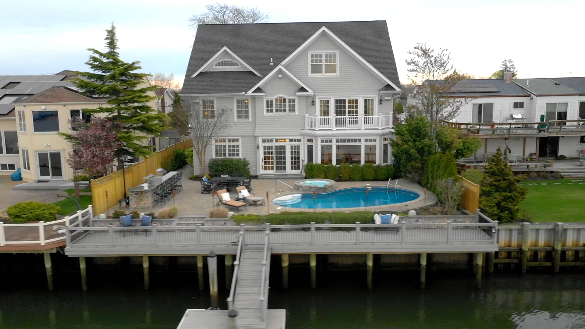 2816 Riverside Drive Wantagh 11793 on Vimeo