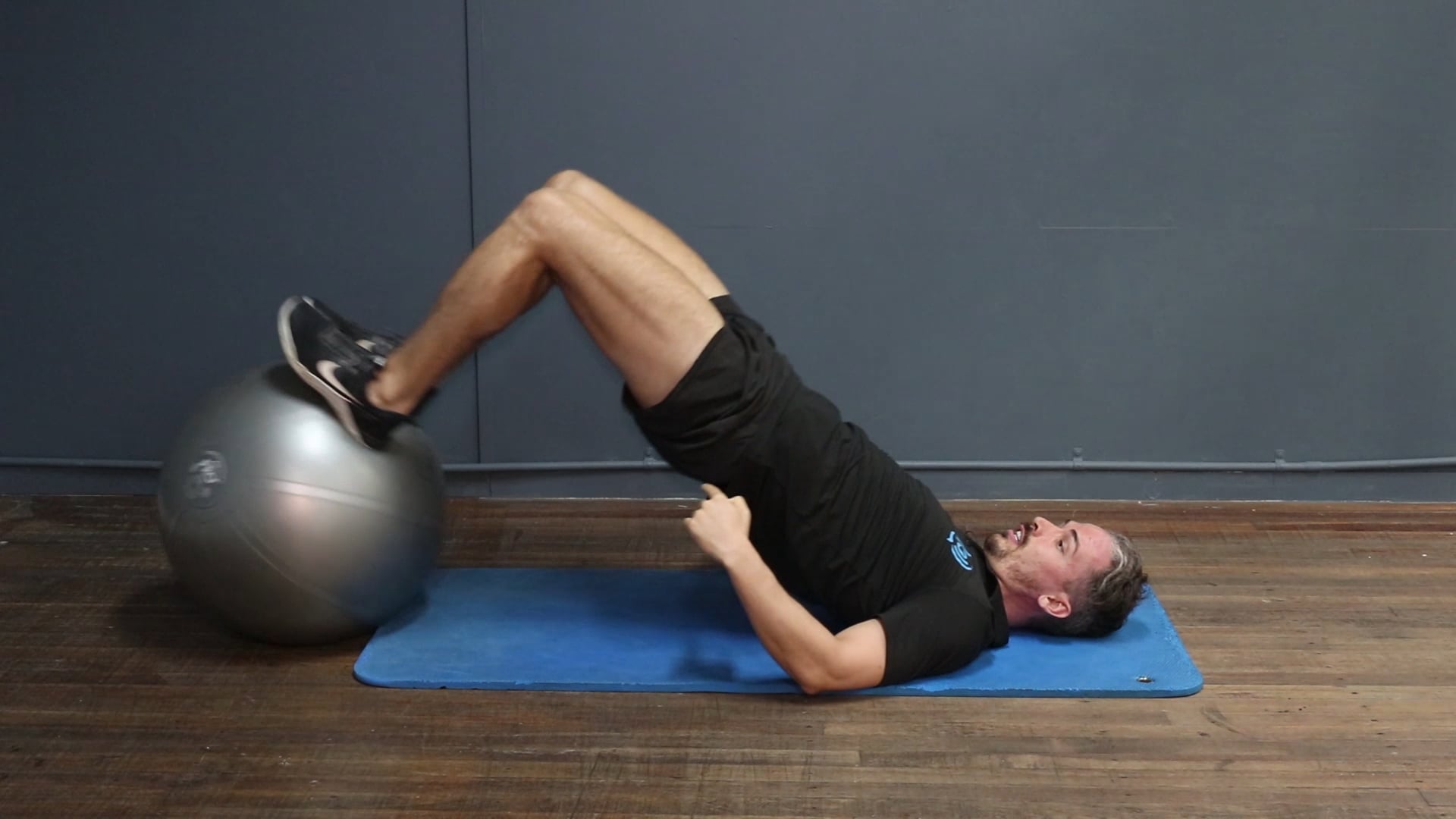 Supine stability ball hip extension on Vimeo