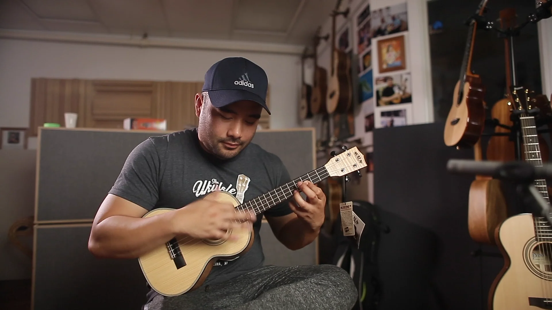 The Ukulele Site | Kala Spruce/ Mahogany Tenor (KA-SSEM-T) (Ukulele)