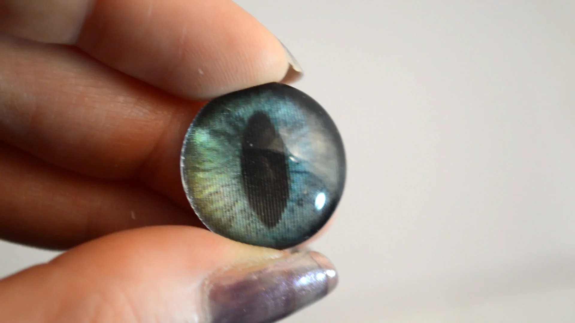 20mm Animated Cheshire Cat Color Changing Glass Eyes – Handmade