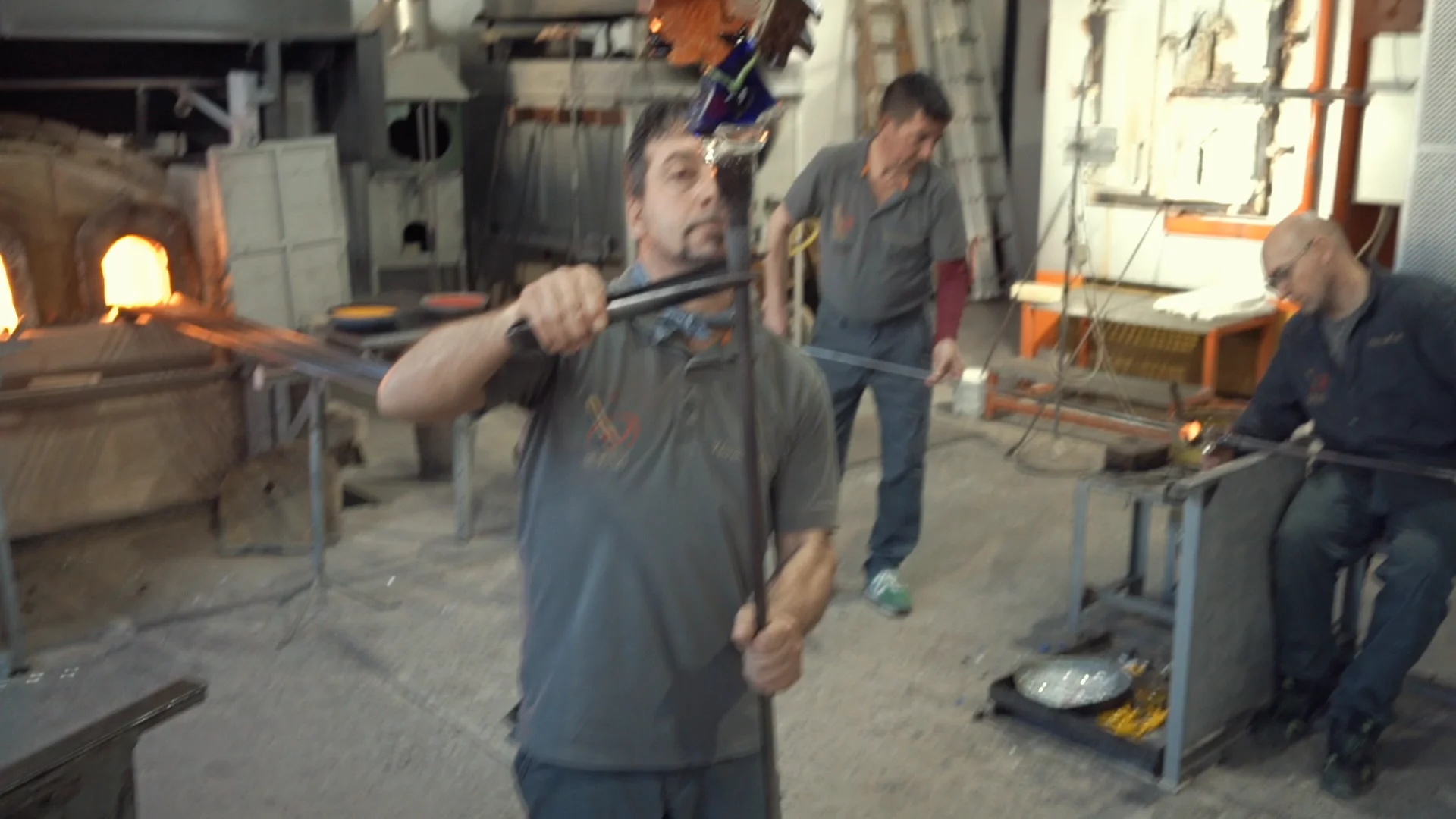 Making A Murano Glass Picasso Head Inside Glass Factory