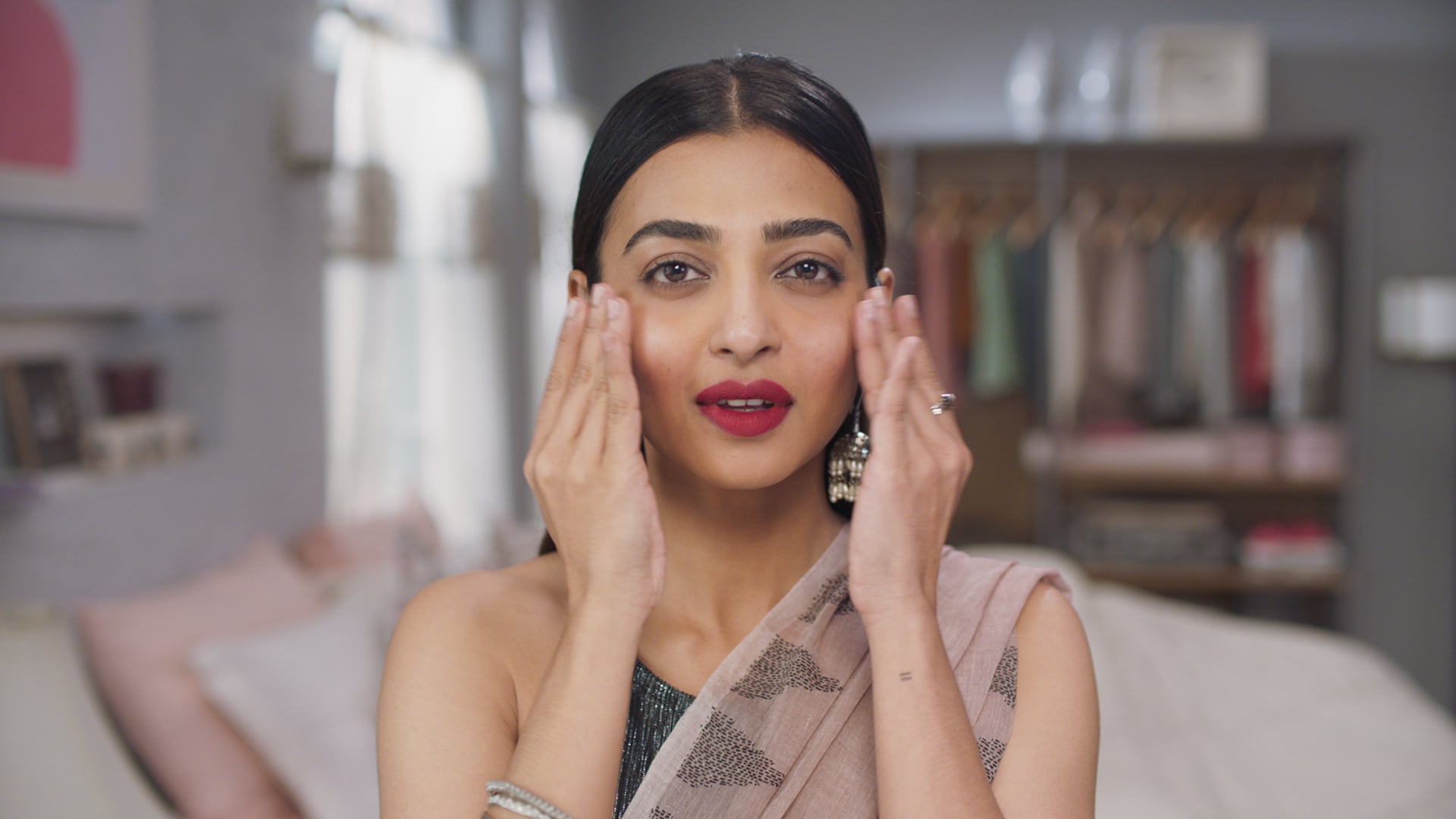 Clinique :: Moisture Surge ft. Radhika Apte