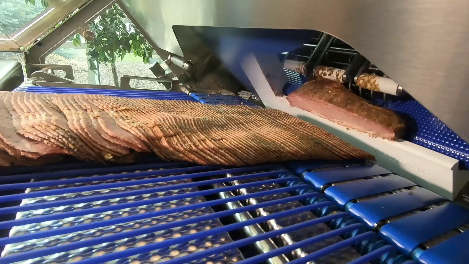 ts700 bulk brisket slice quality on Vimeo