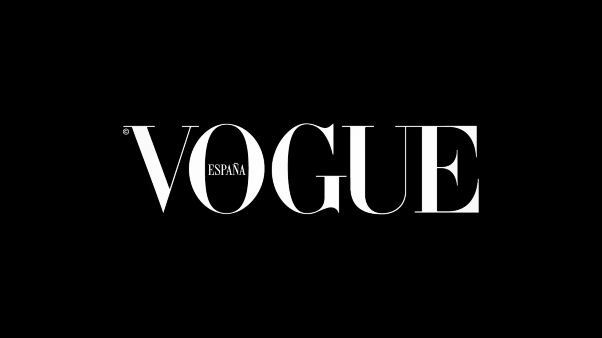 Karlie kloss vogue. Обложки журналов моды. Vogue на русском языке. Обложка журнала вог. Журнал мод.