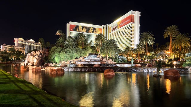 S05 › WPT Mirage Poker Showdown (Part 1 of 2)
