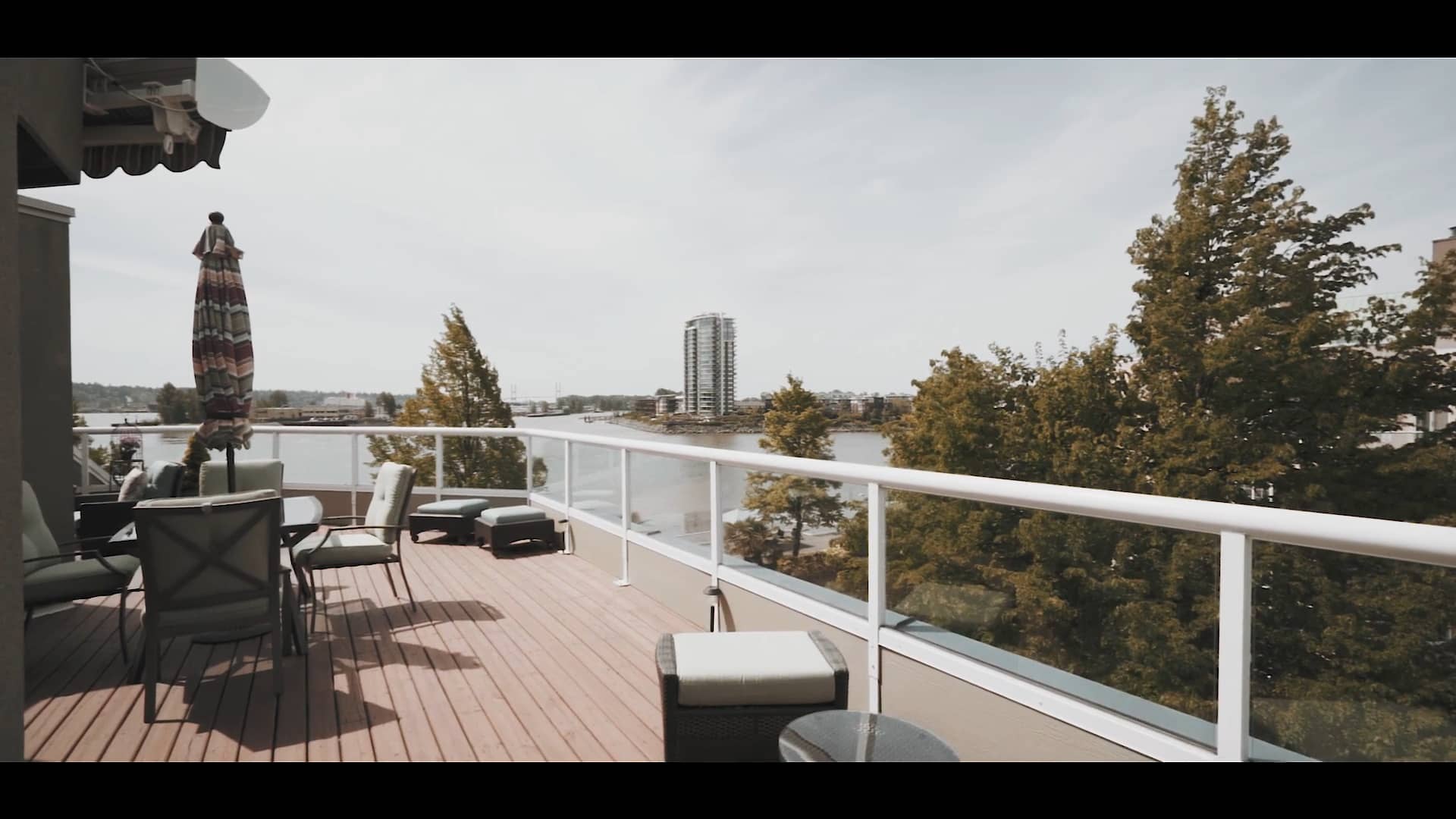 414 31 Reliance Court on Vimeo