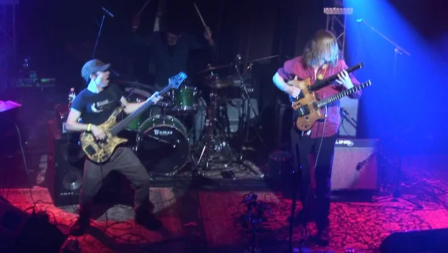 Consider The Source (LIVE 4.4.09) on Vimeo