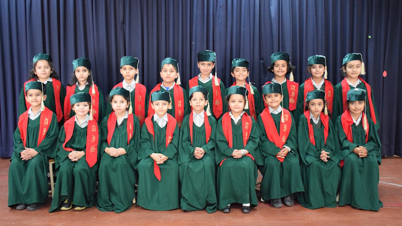 AIS Montessori Class of 2019 (F-8 Campus) - Montage