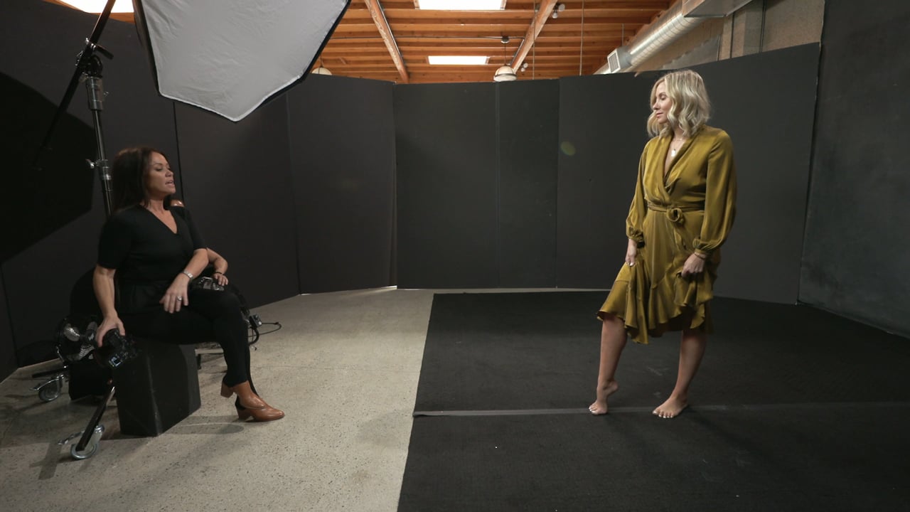Sue Demo: Shutter Speed and Movement - John Greengo’s Camera 101 ...
