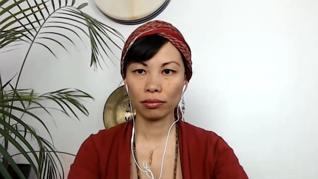 Atelier 24 "Communiquez avec votre Utérus" Minako Komatsu