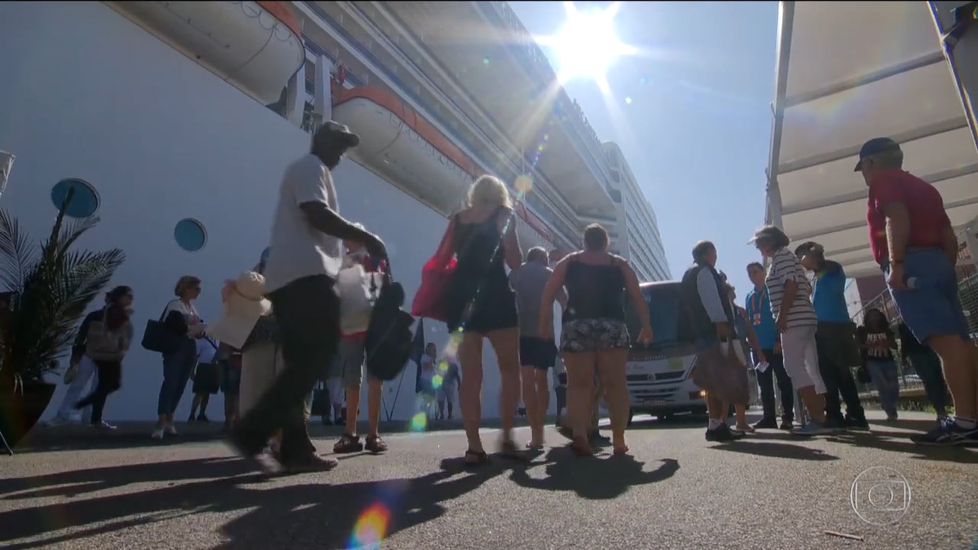 Bom Dia Brasil | Transatlânticos começam a atracar nos portos com turistas brasileiros e estrangeiros