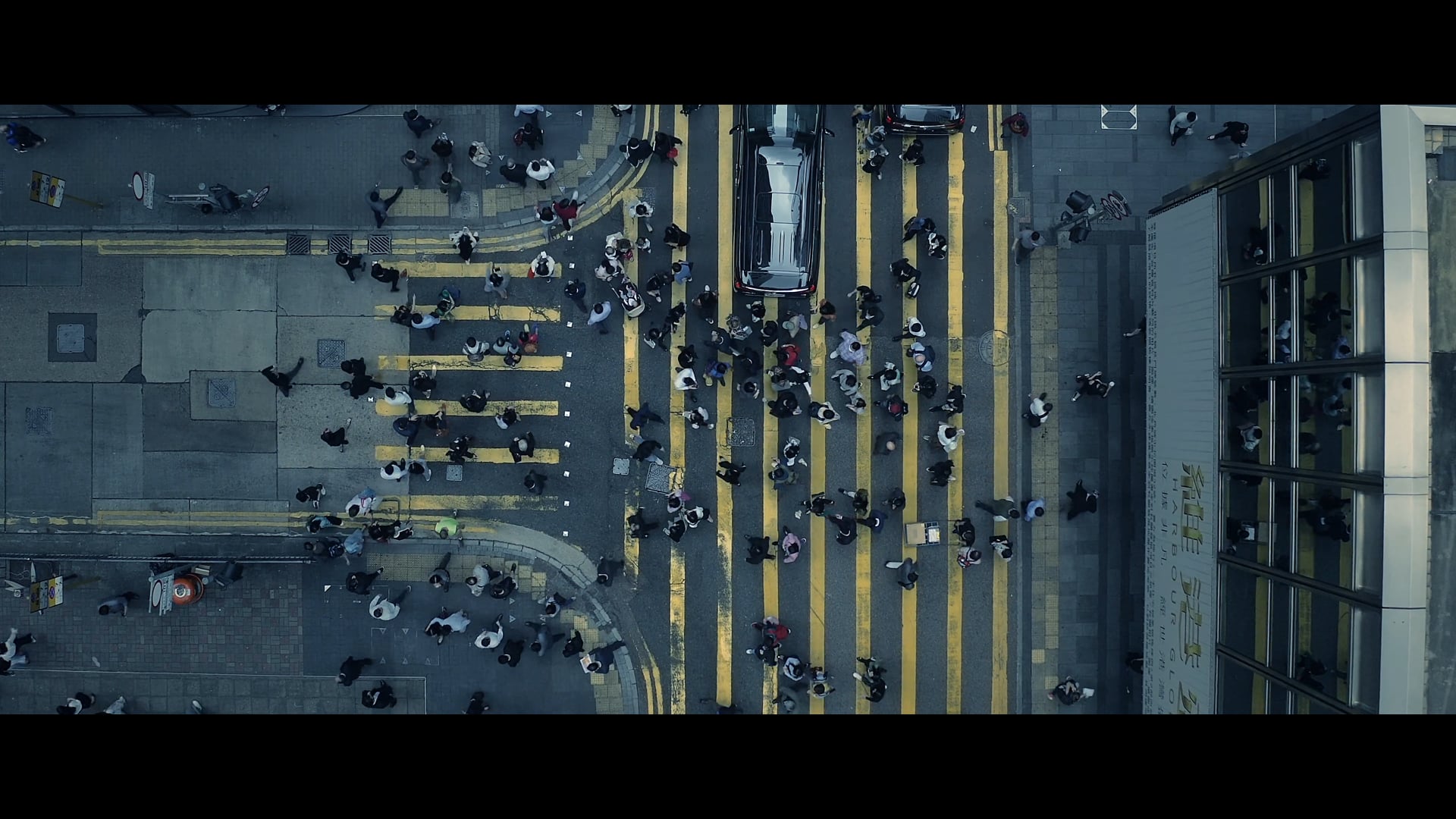 Human Architecture, Dir: Karim Shaaban